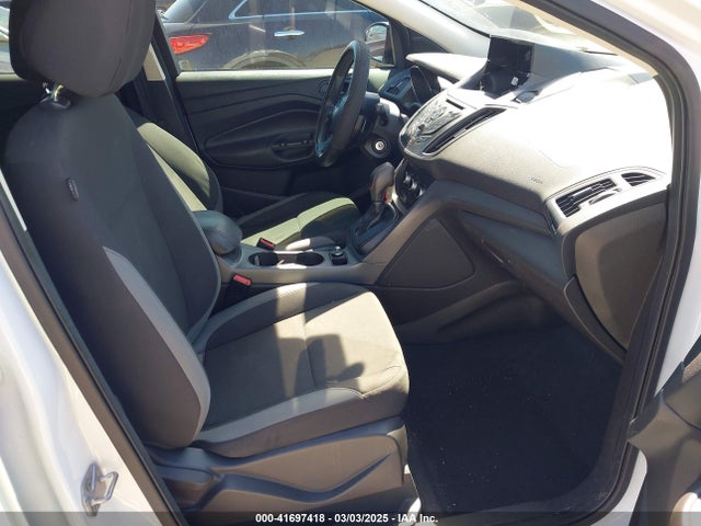 1FMCU0F74EUB93402 Ford ESCAPE S