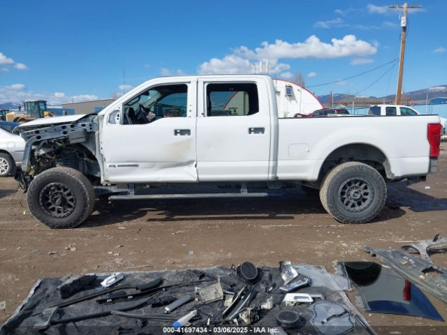 1FT7W2BT0JEB96817 Ford F-250 Lariat
