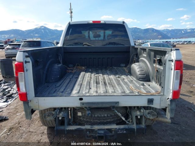 1FT7W2BT0JEB96817 Ford F-250 Lariat