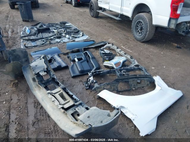 1FT7W2BT0JEB96817 Ford F-250 Lariat