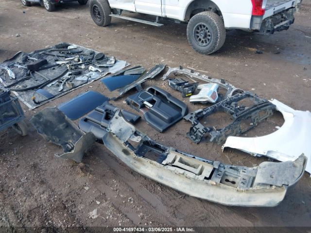 1FT7W2BT0JEB96817 Ford F-250 Lariat