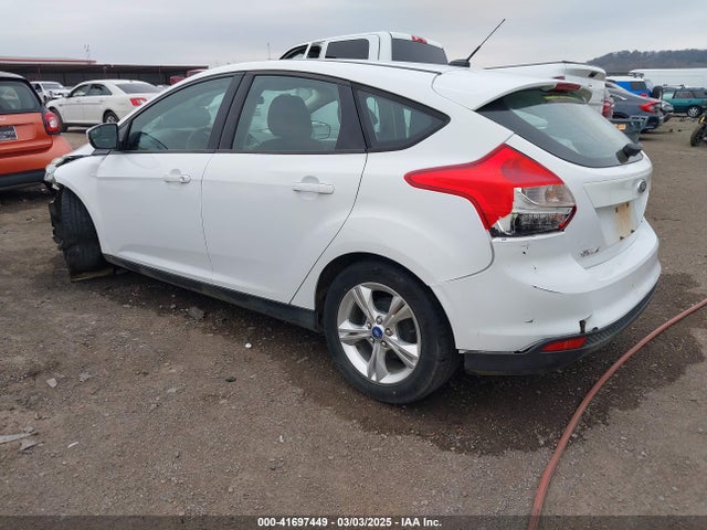 1FADP3K20EL145242 Ford FOCUS SE