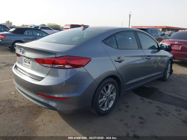 5NPD84LF5JH380054 Hyundai mpi nu