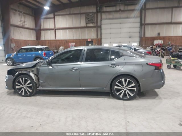 1N4BL4CW4LN322967 Nissan Altima Sr Intelligent Awd