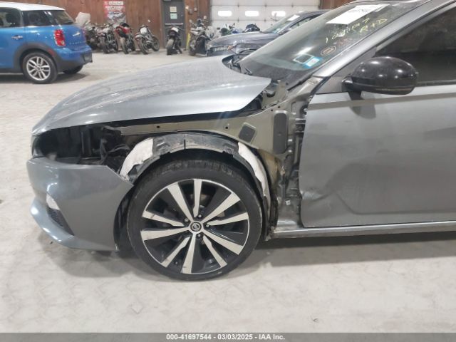 1N4BL4CW4LN322967 Nissan Altima Sr Intelligent Awd