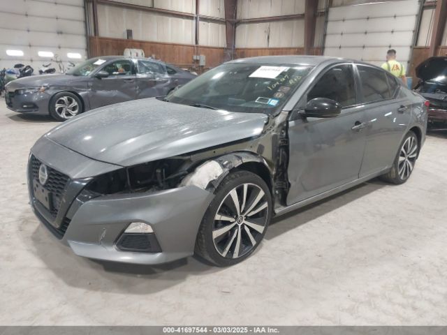 1N4BL4CW4LN322967 Nissan Altima Sr Intelligent Awd