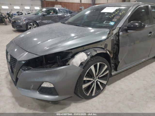 1N4BL4CW4LN322967 Nissan Altima Sr Intelligent Awd