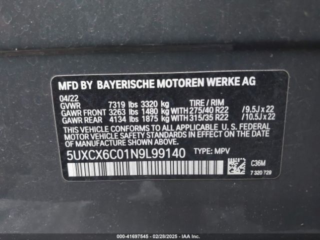 2022 BMW X7 5UXCX6C01N9L99140 Photo 8