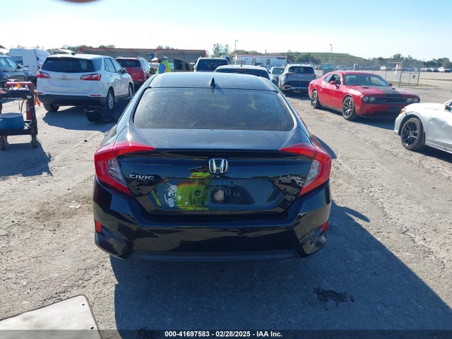 Honda CIVIC EX 2018 2HGFC2F79JH549826 Image 17