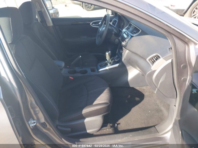 3N1AB7AP8JL663312 Nissan SENTRA SV
