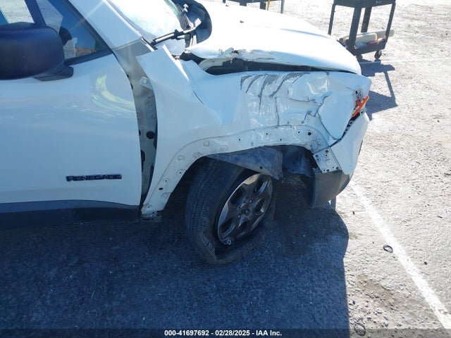 Jeep 2016 2016 ZACCJAAT7GPE07603 Image 13