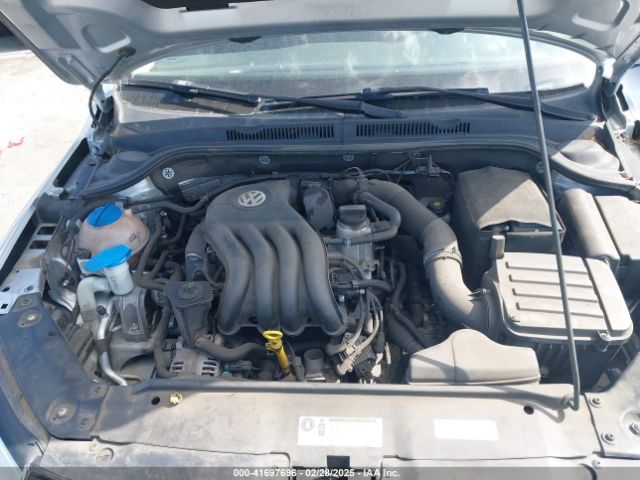 3VW2K7AJXEM320530 Volkswagen Jetta 2.0l S