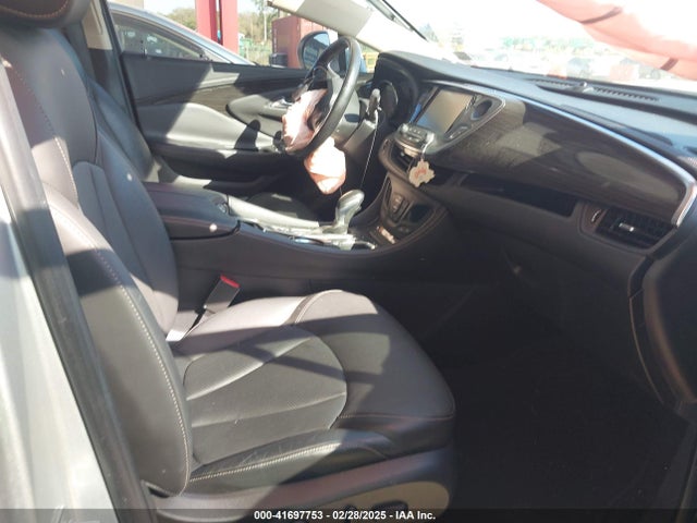41697753 :رقم المزاد ، LRBFXDSA3HD235188 vin ، 2017 Buick Envision Essence مزاد بيع