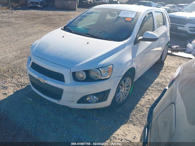 1G1JC6SH4F4218339 Chevrolet Sonic Lt Auto