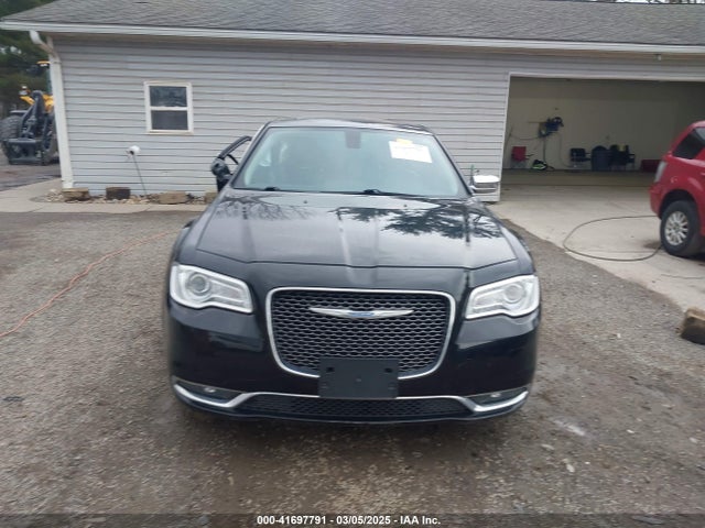 Chrysler 300c Awd 2017 2C3CCAKG5HH637501 Image 13