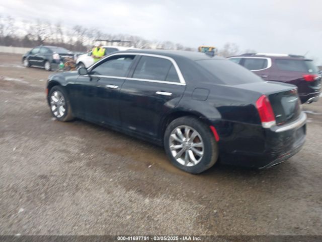 2017 CHRYSLER 300C 2C3CCAKG5HH637501 Photo 2
