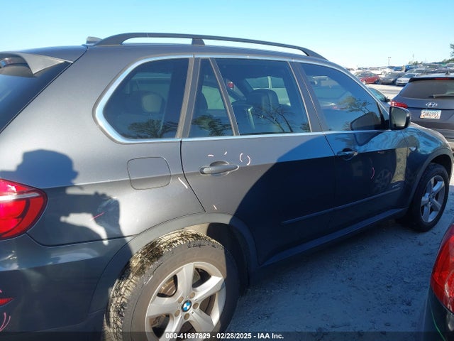 41697829 :رقم المزاد ، 5UXZV8C50D0C14511 vin ، 2013 Bmw X5 Xdrive50i مزاد بيع