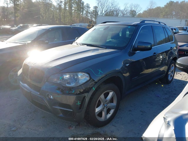 41697829 :رقم المزاد ، 5UXZV8C50D0C14511 vin ، 2013 Bmw X5 Xdrive50i مزاد بيع