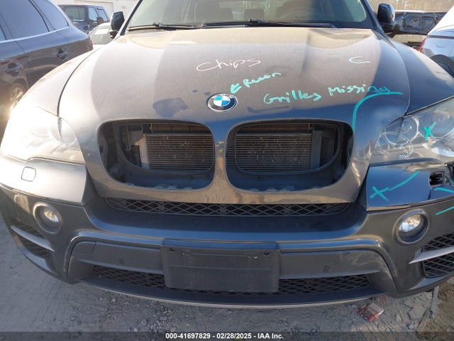 41697829 :رقم المزاد ، 5UXZV8C50D0C14511 vin ، 2013 Bmw X5 Xdrive50i مزاد بيع