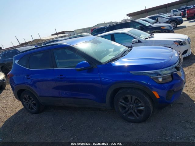 KNDEU2AA1N7272049 KIA SELTOS S