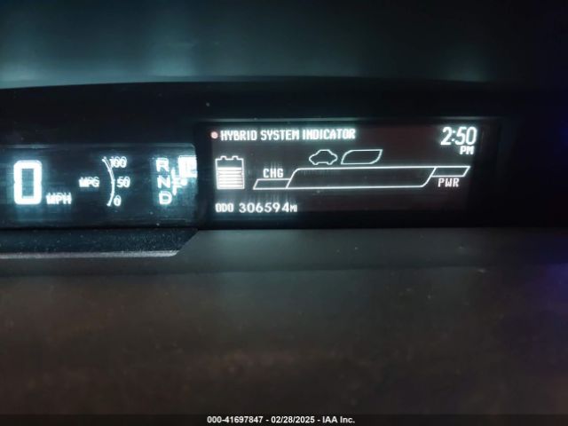 JTDKN3DU4F1932875 Toyota Prius Four