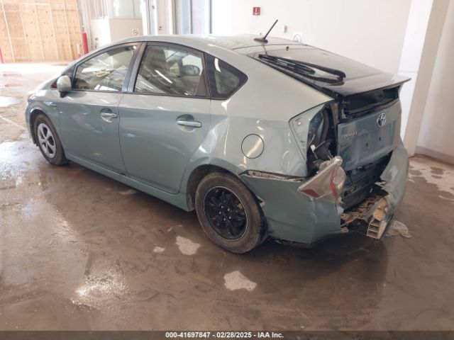 JTDKN3DU4F1932875 Toyota Prius Four