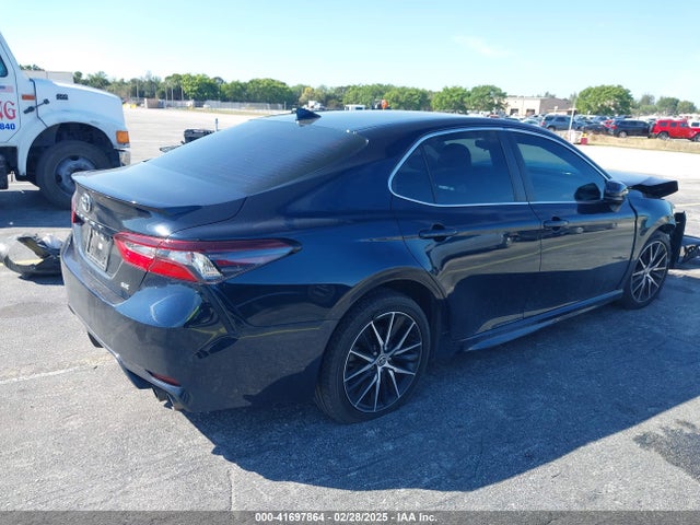 4T1G11AK0MU450257 Toyota CAMRY SE