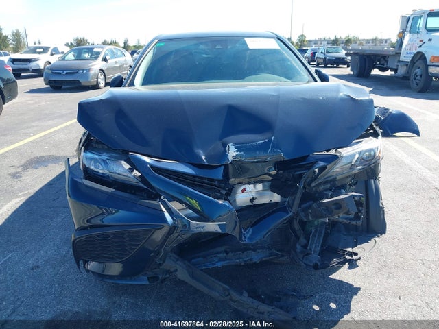 4T1G11AK0MU450257 Toyota CAMRY SE