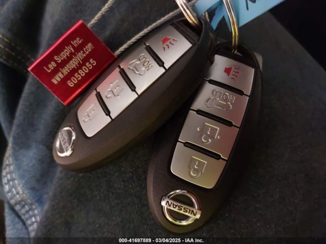 KNMAT2MV3GP713344 Nissan ROGUE SV
