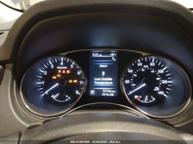 KNMAT2MV3GP713344 Nissan ROGUE SV
