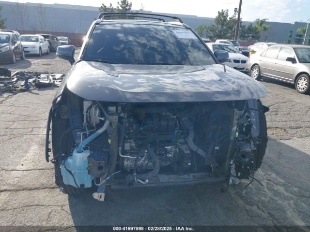 2T3A1RFV0NW321158 Toyota Rav4 Xle Premium