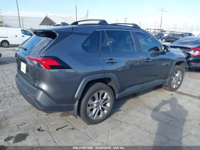 2T3A1RFV0NW321158 Toyota Rav4 Xle Premium