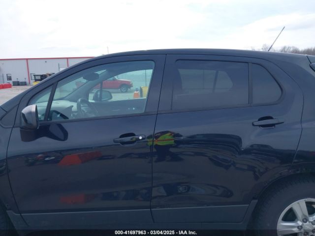 3GNCJKSB4LL166864 Chevrolet Trax Fwd Ls
