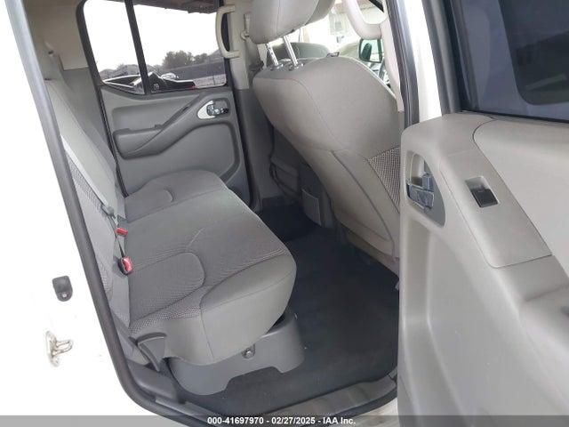 1N6AD0ER4KN880316 Nissan Frontier Sv