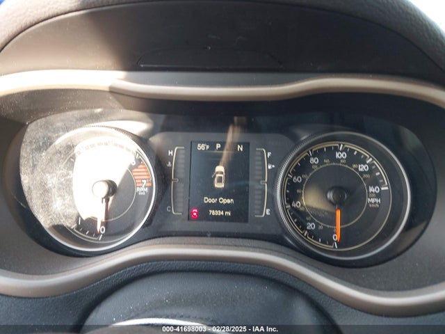 1C4PJLCB8HW667692 Jeep Cherokee Latitude Fwd