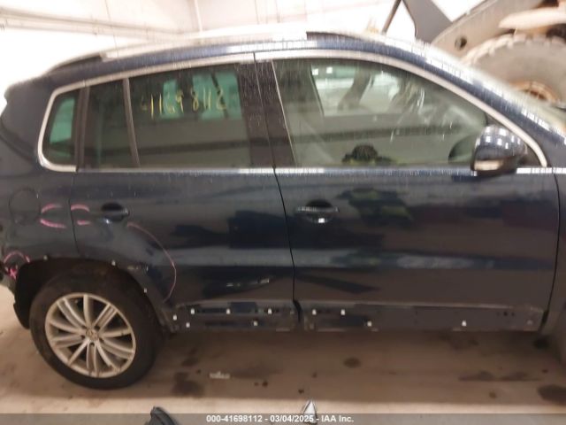WVGBV7AX6GW029794 Volkswagen TIGUAN SE