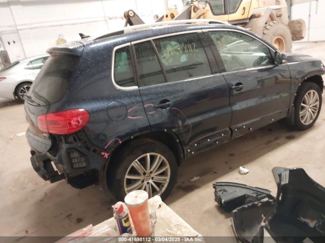WVGBV7AX6GW029794 Volkswagen TIGUAN SE