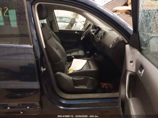 WVGBV7AX6GW029794 Volkswagen TIGUAN SE