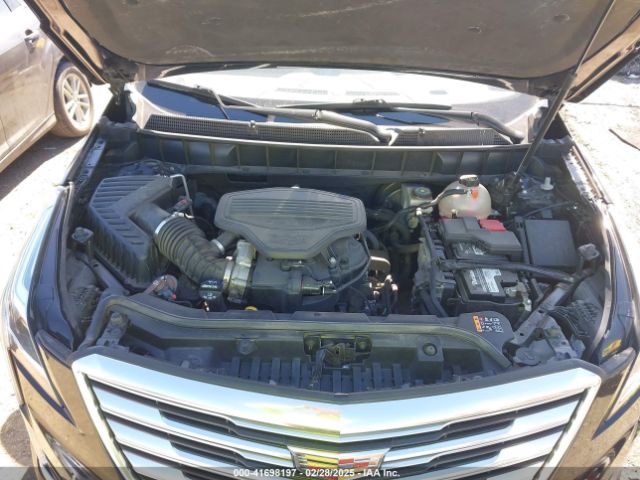 1GYKNCRS8HZ127001 Cadillac Xt5 Premium Luxury