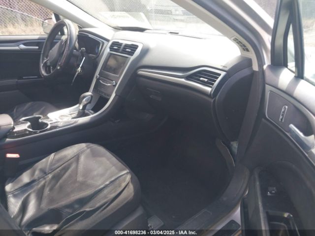 3FA6P0HD1ER220368 Ford FUSION SE