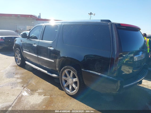 2009 CADILLAC ESCALADE ESV 1GYFK26249R151175 Photo 2