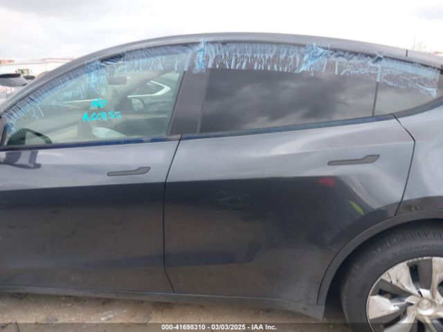 7SAYGDEEXRA290613 Tesla Model Y Long Range Dual Motor All-wheel Drive