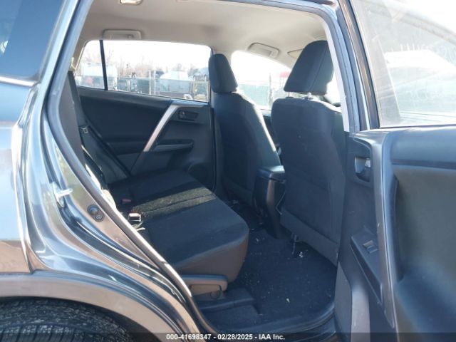 JTMBFREV9GD196216 Toyota RAV4 LE