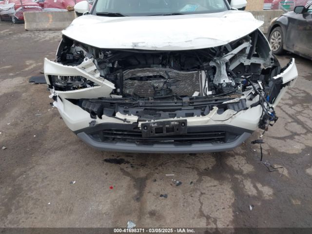 5N1AT3BB0MC830621 Nissan Rogue Sv Intelligent Awd