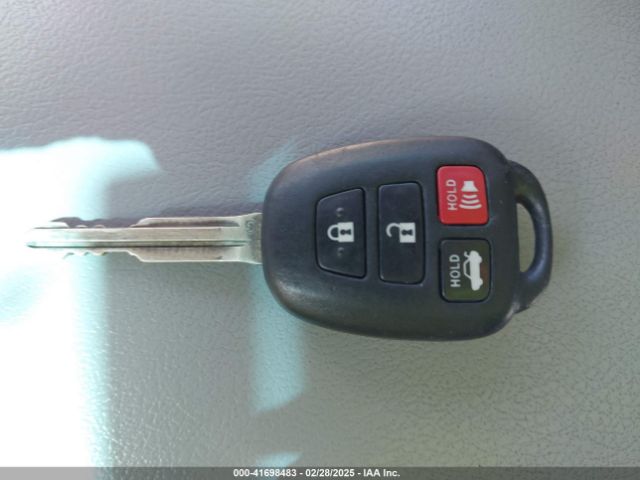 4T1BF1FKXEU349510 Toyota CAMRY LE