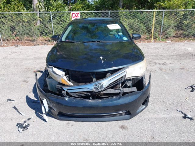4T1BF1FKXEU349510 Toyota CAMRY LE