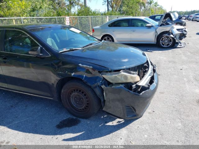 4T1BF1FKXEU349510 Toyota CAMRY LE