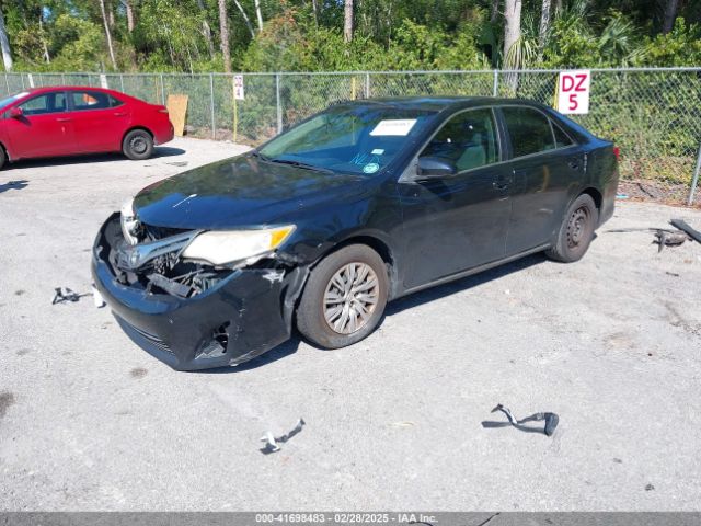 4T1BF1FKXEU349510 Toyota CAMRY LE