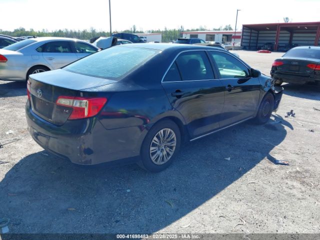 4T1BF1FKXEU349510 Toyota CAMRY LE
