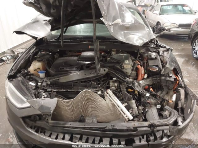 3FA6P0PU3JR203714 Ford Fusion Energi Se Luxury